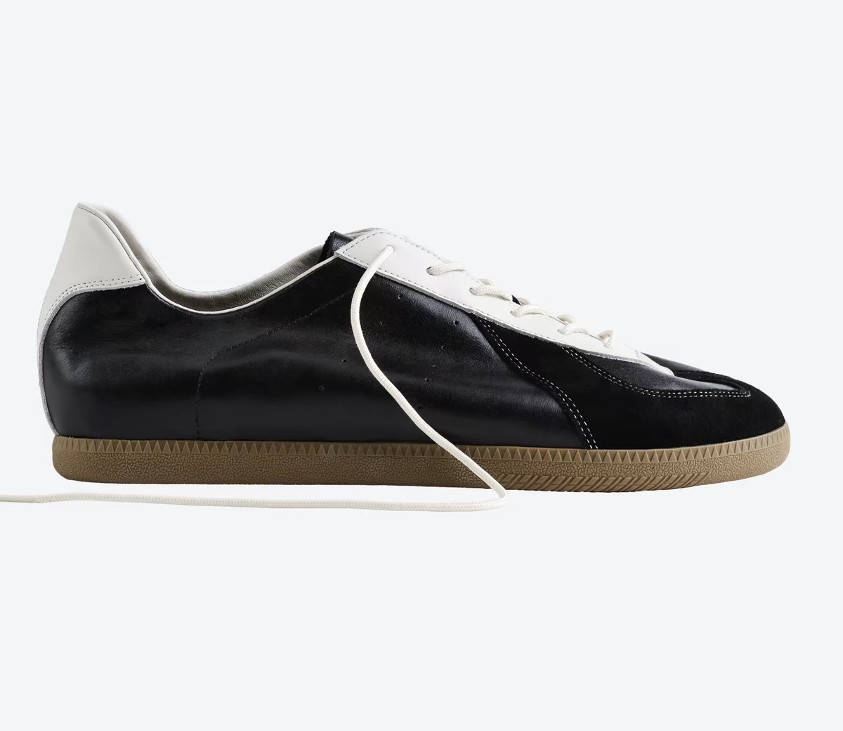 女性用スポーツスニーカー – ジムやアウトドア活動に最適なス - Outdoor Sports Activities のレビューと価格