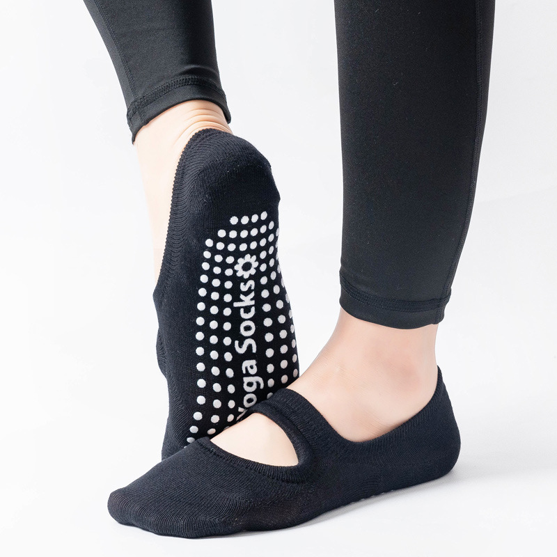 3 ペアの女性用バックレスヨガソックス、滑り止めピラティスソ - Trampoline Park Sock のレビューと価格