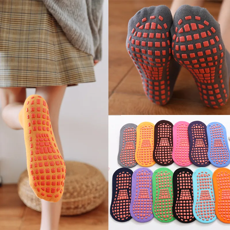 子供大人滑り止め靴下親子トランポリン男の子女の子靴下綿弾性ス - Trampoline Park Sock のレビューと価格
